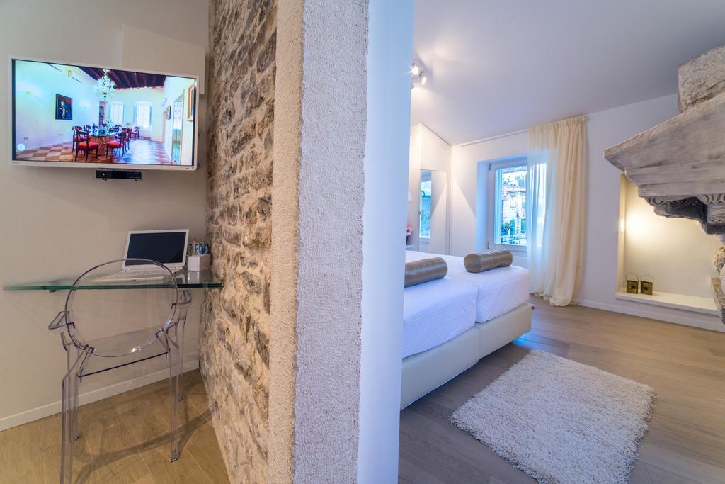 Apartment Roman Heritage Split Room photo